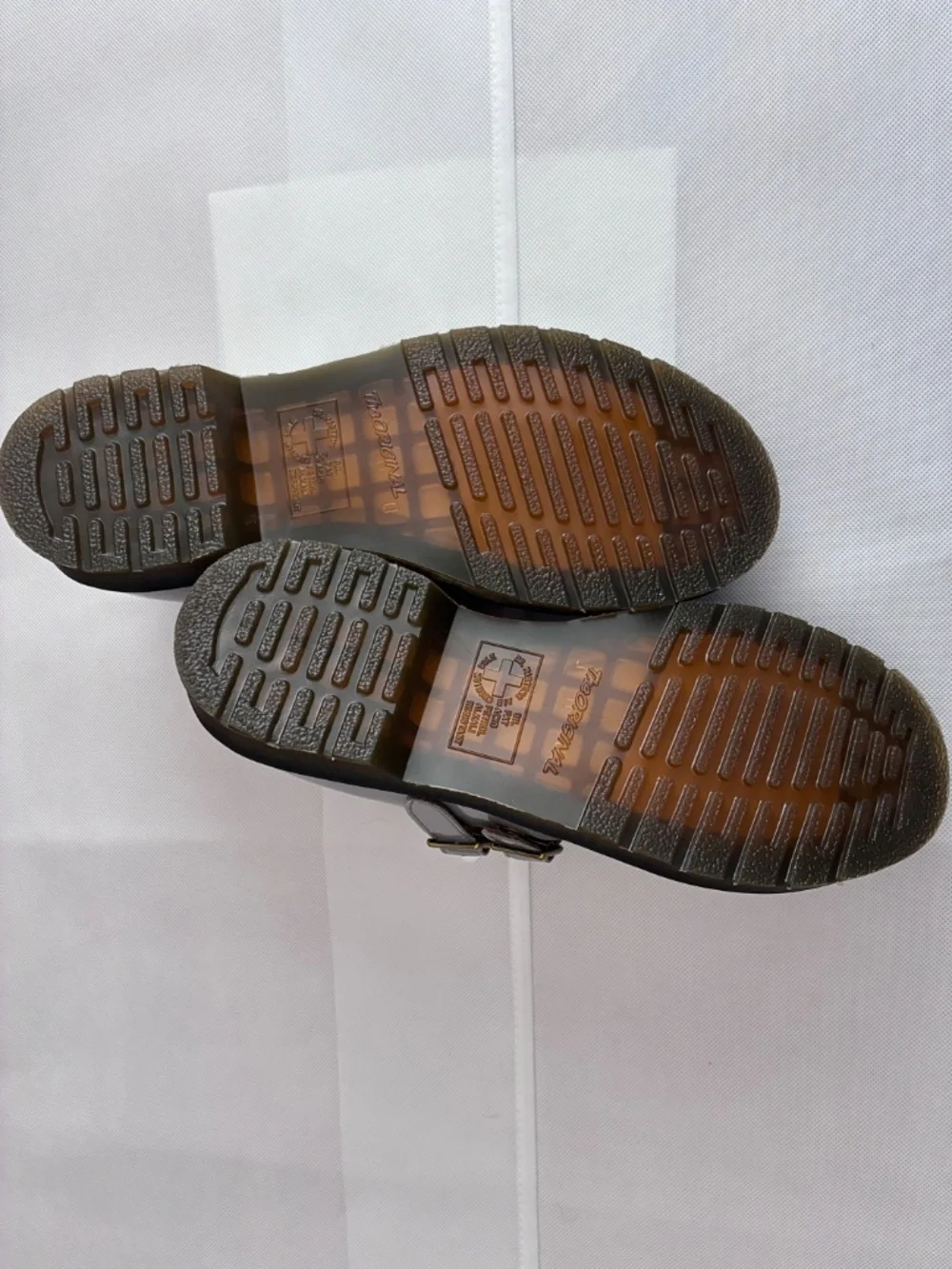 Doc Martens Grey Patent Leather Mary Janes — NIB — Indie 90s Alt. Size 10US/UK8